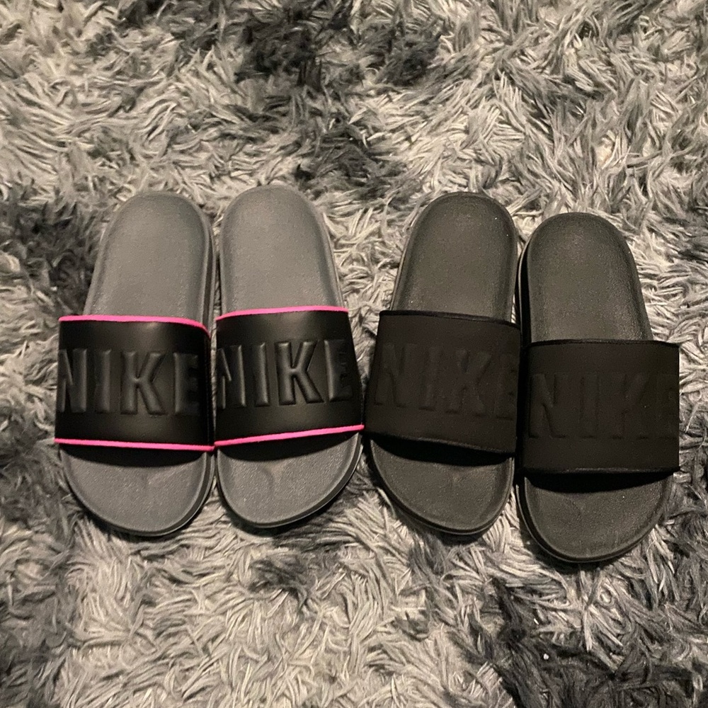 Nike offcourt slides